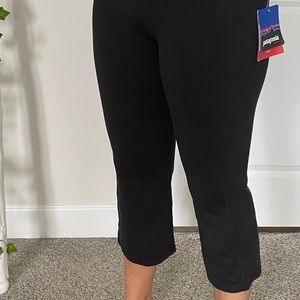 Patagonia Cropped Yoga Pants